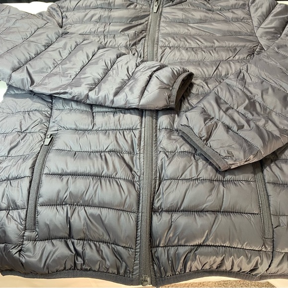 Fashion Nova puff jacket - Picture 2 of 6